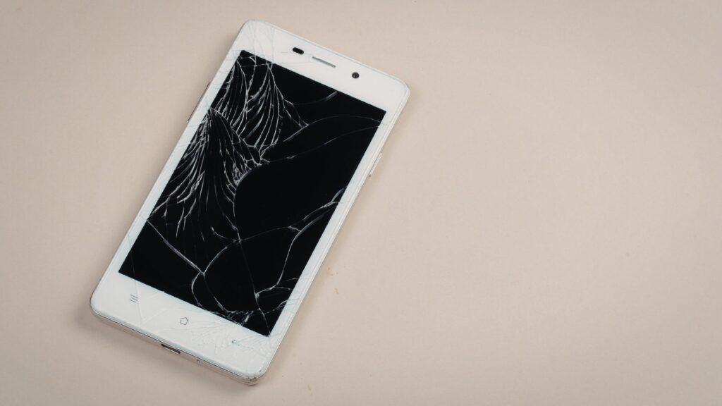 Tela de Celular Quebrada em Brasília: O Que Fazer